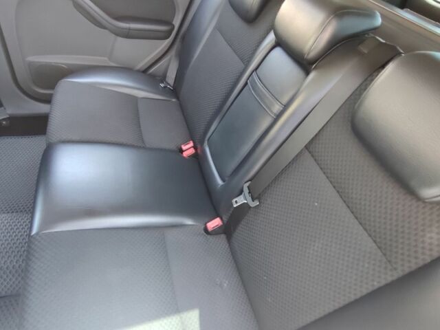 Чорний Форд Фокус, об'ємом двигуна 1.6 л та пробігом 250 тис. км за 4299 $, фото 13 на Automoto.ua