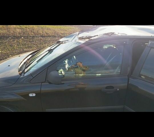 Форд Фокус 2005 у Лозовой на Automoto.ua Чорний Форд Фокус, об'ємом двигуна 1.6 л та пробігом 300 тис. км за 1700 $, фото 4 на Automoto.ua