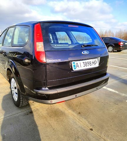 Черный Форд Фокус, объемом двигателя 1.6 л и пробегом 248 тыс. км за 3790 $, фото 1 на Automoto.ua