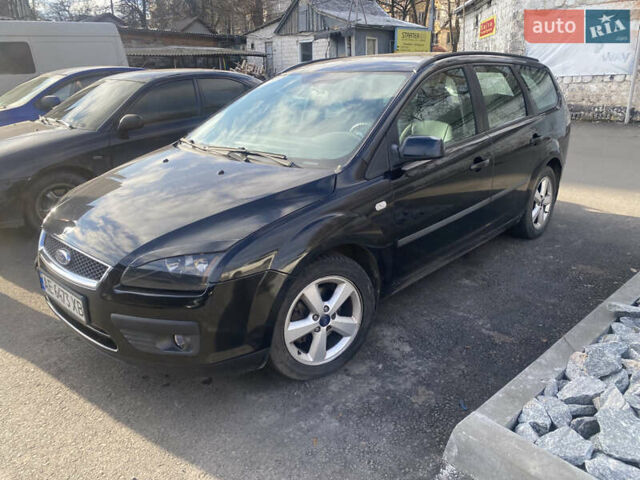 Черный Форд Фокус, объемом двигателя 1.6 л и пробегом 220 тыс. км за 3700 $, фото 5 на Automoto.ua