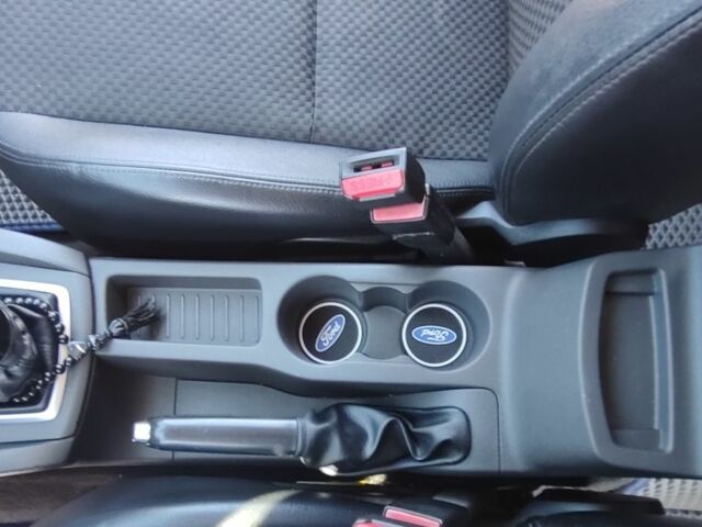 Чорний Форд Фокус, об'ємом двигуна 1.6 л та пробігом 250 тис. км за 4299 $, фото 10 на Automoto.ua