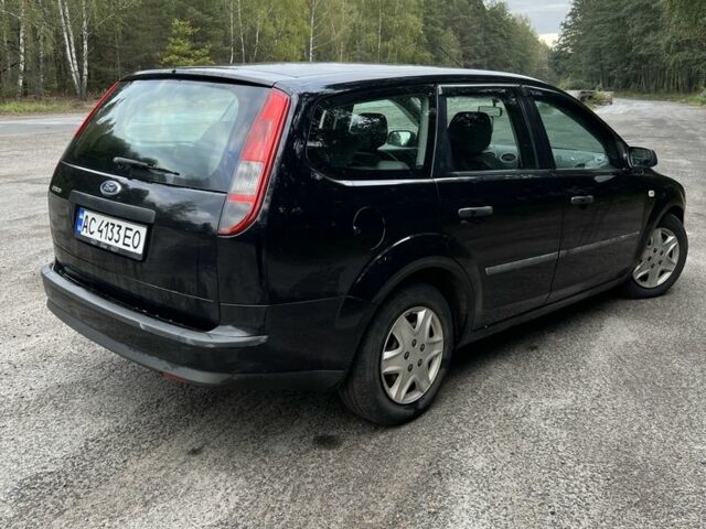 Черный Форд Фокус, объемом двигателя 1.6 л и пробегом 260 тыс. км за 3800 $, фото 6 на Automoto.ua