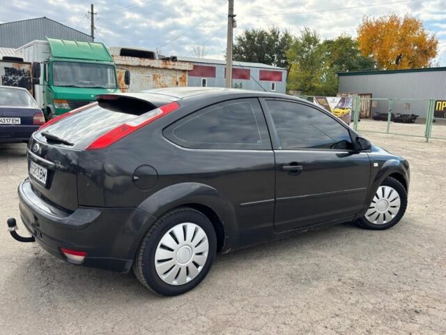 Черный Форд Фокус, объемом двигателя 2 л и пробегом 294 тыс. км за 1850 $, фото 3 на Automoto.ua