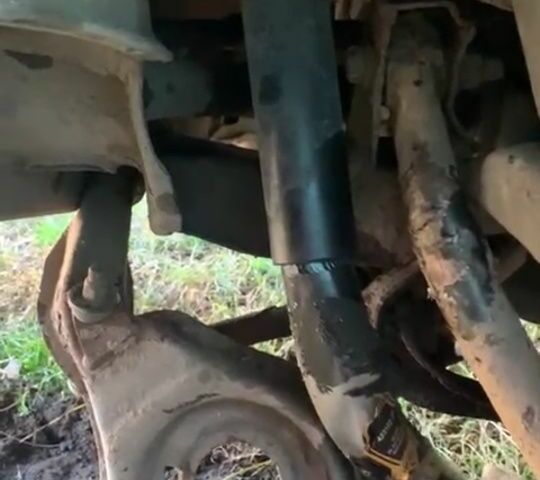 Форд Фокус 2005 у Лозовой на Automoto.ua Чорний Форд Фокус, об'ємом двигуна 1.6 л та пробігом 300 тис. км за 1700 $, фото 7 на Automoto.ua