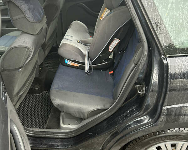 Чорний Форд Фокус, об'ємом двигуна 1.6 л та пробігом 253 тис. км за 4500 $, фото 11 на Automoto.ua