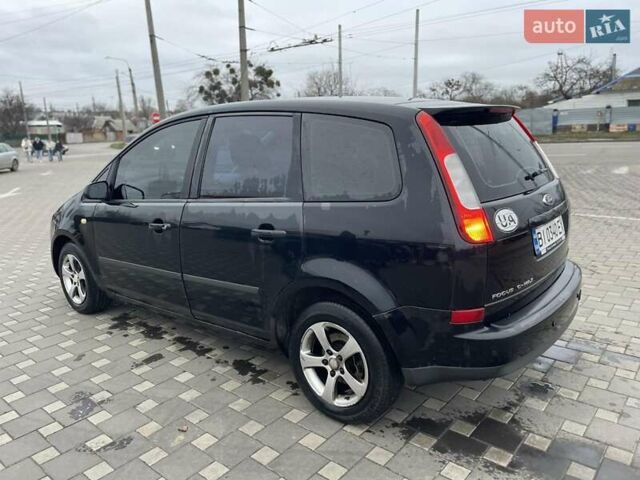 Черный Форд Фокус, объемом двигателя 1.8 л и пробегом 300 тыс. км за 3700 $, фото 3 на Automoto.ua