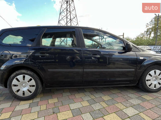 Черный Форд Фокус, объемом двигателя 1.6 л и пробегом 206 тыс. км за 4500 $, фото 6 на Automoto.ua