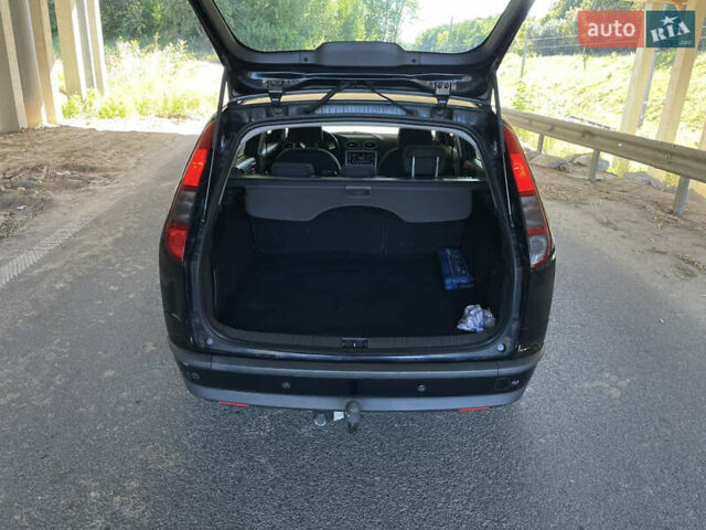 Черный Форд Фокус, объемом двигателя 1.6 л и пробегом 206 тыс. км за 4700 $, фото 4 на Automoto.ua