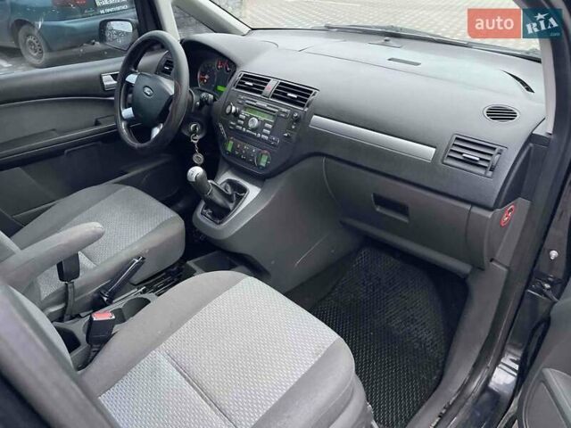 Черный Форд Фокус, объемом двигателя 1.8 л и пробегом 300 тыс. км за 3700 $, фото 15 на Automoto.ua