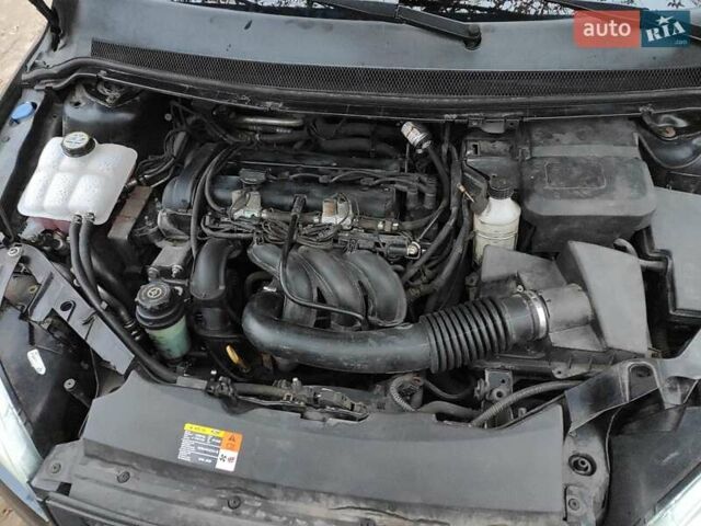 Черный Форд Фокус, объемом двигателя 1.6 л и пробегом 312 тыс. км за 4800 $, фото 24 на Automoto.ua