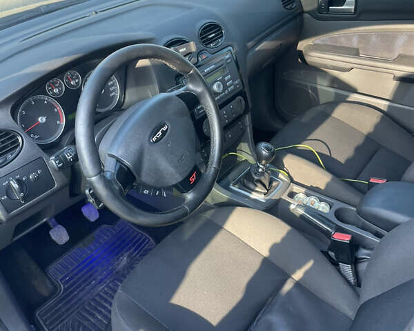 Черный Форд Фокус, объемом двигателя 2 л и пробегом 338 тыс. км за 5100 $, фото 14 на Automoto.ua