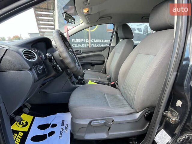 Черный Форд Фокус, объемом двигателя 1.6 л и пробегом 206 тыс. км за 4500 $, фото 13 на Automoto.ua