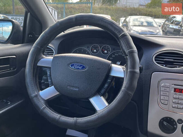 Черный Форд Фокус, объемом двигателя 1.6 л и пробегом 206 тыс. км за 4500 $, фото 8 на Automoto.ua