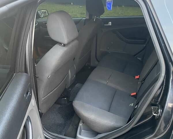 Чорний Форд Фокус, об'ємом двигуна 1.6 л та пробігом 224 тис. км за 4700 $, фото 7 на Automoto.ua