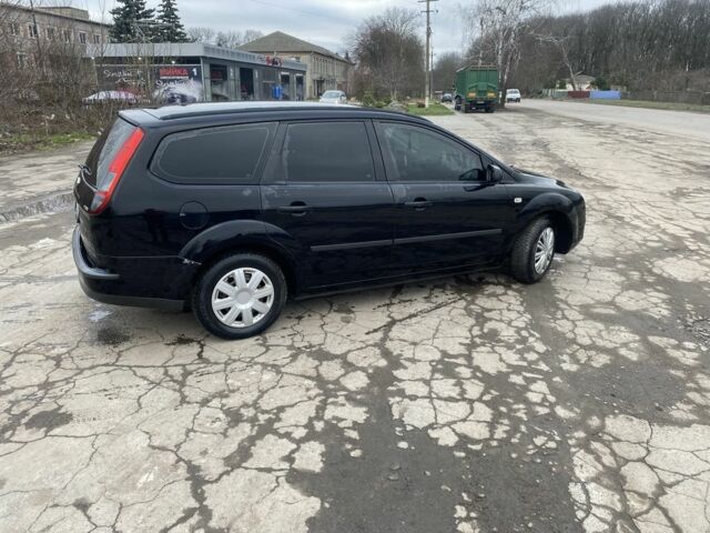 Черный Форд Фокус, объемом двигателя 1.6 л и пробегом 260 тыс. км за 4200 $, фото 2 на Automoto.ua