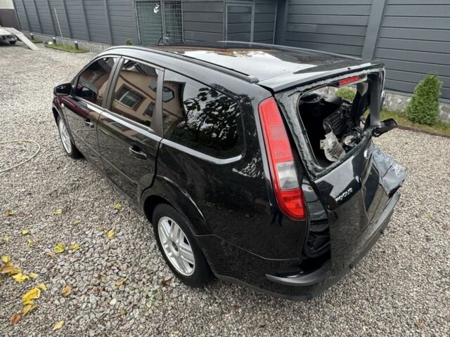 Черный Форд Фокус, объемом двигателя 1.6 л и пробегом 220 тыс. км за 2200 $, фото 11 на Automoto.ua