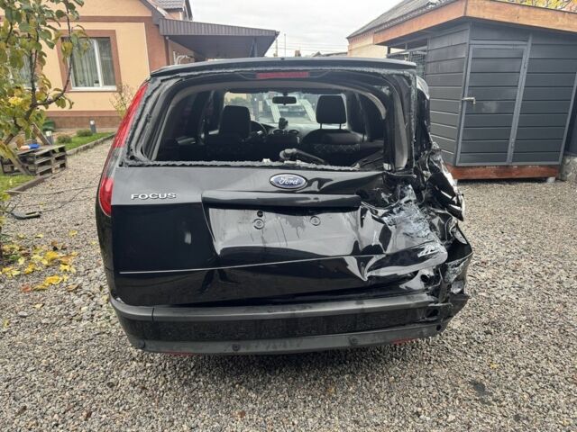 Черный Форд Фокус, объемом двигателя 1.6 л и пробегом 220 тыс. км за 2200 $, фото 3 на Automoto.ua