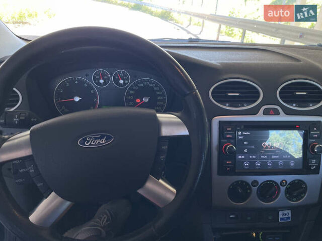 Черный Форд Фокус, объемом двигателя 1.6 л и пробегом 206 тыс. км за 4700 $, фото 8 на Automoto.ua