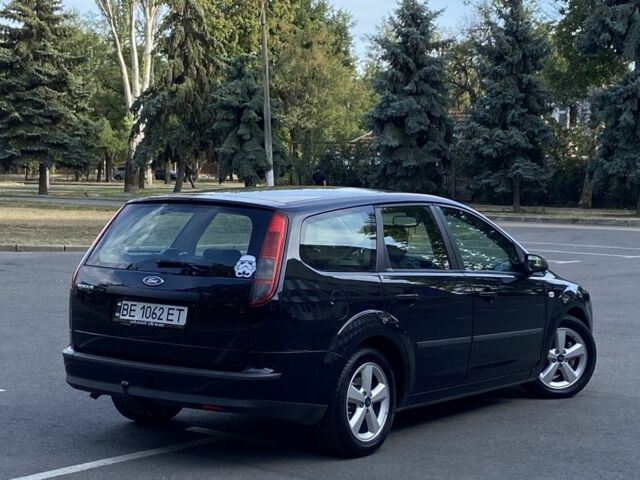 Черный Форд Фокус, объемом двигателя 1.6 л и пробегом 310 тыс. км за 4999 $, фото 3 на Automoto.ua