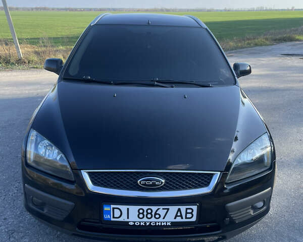 Черный Форд Фокус, объемом двигателя 2 л и пробегом 338 тыс. км за 5100 $, фото 1 на Automoto.ua