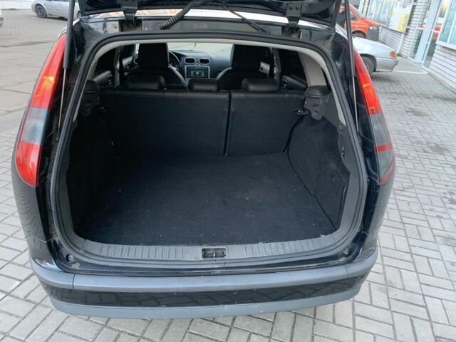 Черный Форд Фокус, объемом двигателя 1.6 л и пробегом 162 тыс. км за 5400 $, фото 20 на Automoto.ua