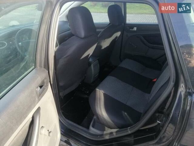 Чорний Форд Фокус, об'ємом двигуна 1.6 л та пробігом 270 тис. км за 4900 $, фото 2 на Automoto.ua