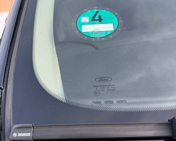 Черный Форд Фокус, объемом двигателя 1.6 л и пробегом 165 тыс. км за 5250 $, фото 11 на Automoto.ua