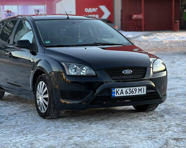 Черный Форд Фокус, объемом двигателя 2 л и пробегом 252 тыс. км за 5100 $, фото 12 на Automoto.ua