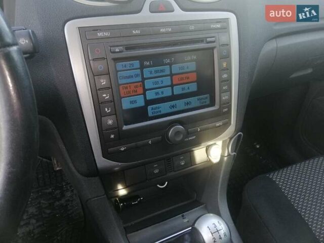 Чорний Форд Фокус, об'ємом двигуна 1.6 л та пробігом 270 тис. км за 4900 $, фото 3 на Automoto.ua