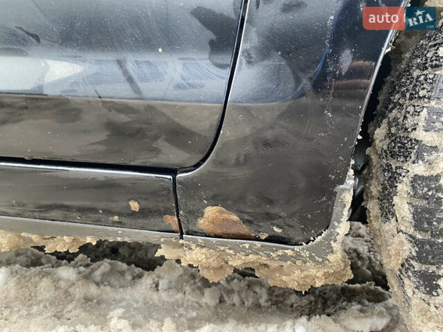 Чорний Форд Фокус, об'ємом двигуна 1.6 л та пробігом 315 тис. км за 3700 $, фото 16 на Automoto.ua