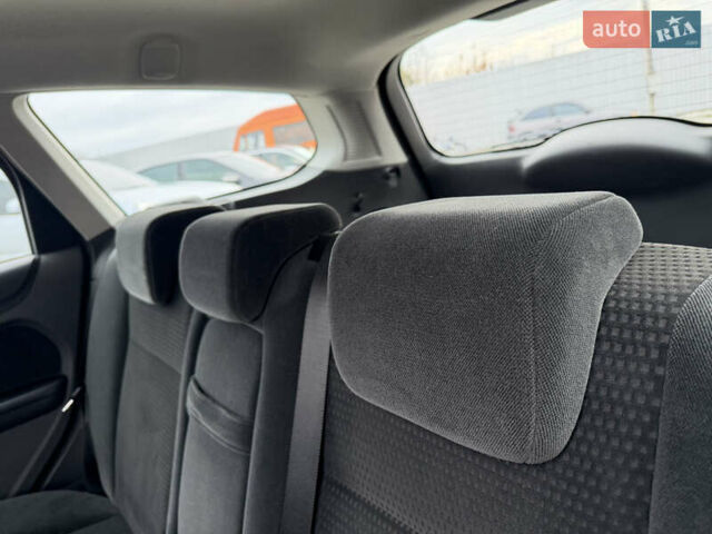 Чорний Форд Фокус, об'ємом двигуна 1.6 л та пробігом 195 тис. км за 5499 $, фото 29 на Automoto.ua