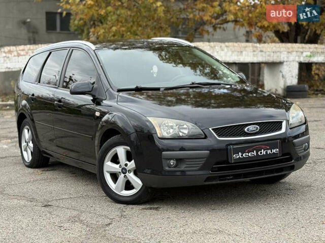 Черный Форд Фокус, объемом двигателя 1.6 л и пробегом 231 тыс. км за 4999 $, фото 2 на Automoto.ua