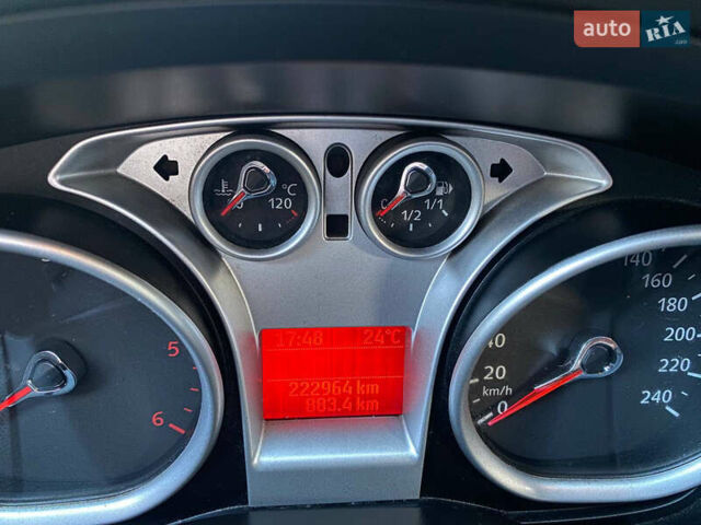 Черный Форд Фокус, объемом двигателя 1.56 л и пробегом 223 тыс. км за 4550 $, фото 19 на Automoto.ua