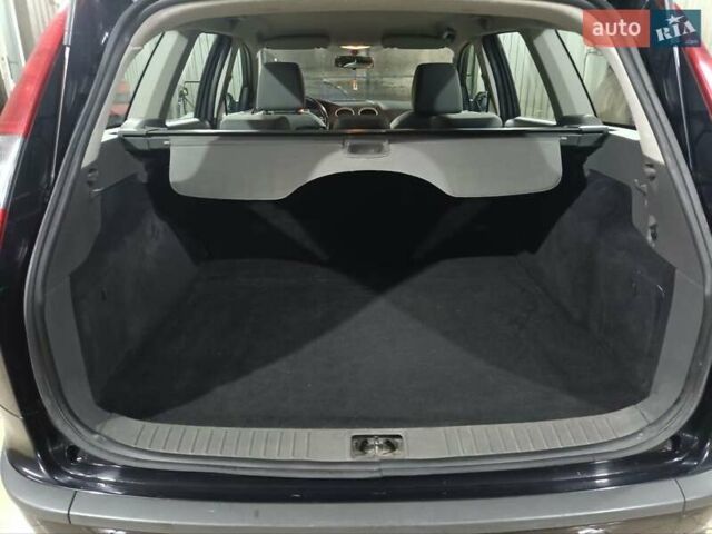 Черный Форд Фокус, объемом двигателя 1.6 л и пробегом 283 тыс. км за 4550 $, фото 13 на Automoto.ua