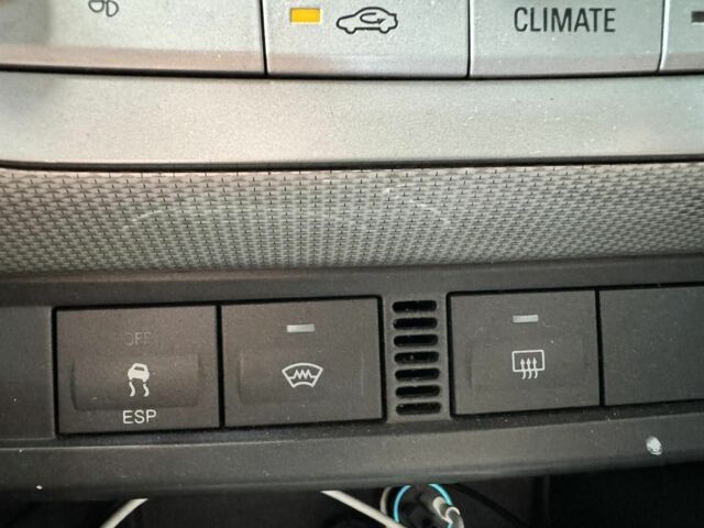 Черный Форд Фокус, объемом двигателя 2 л и пробегом 300 тыс. км за 4500 $, фото 6 на Automoto.ua