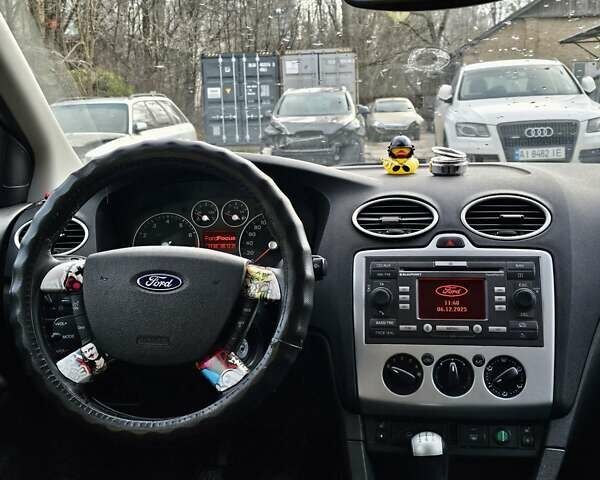 Черный Форд Фокус, объемом двигателя 1.8 л и пробегом 230 тыс. км за 2500 $, фото 16 на Automoto.ua