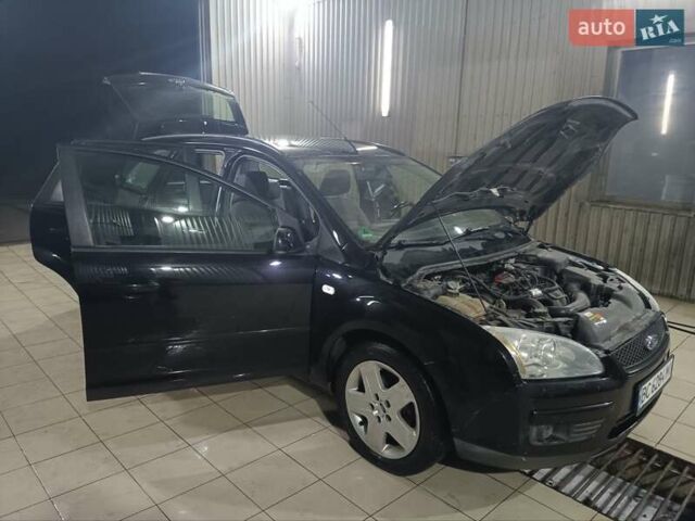 Черный Форд Фокус, объемом двигателя 1.6 л и пробегом 283 тыс. км за 4550 $, фото 30 на Automoto.ua