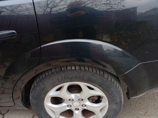 Черный Форд Фокус, объемом двигателя 1.6 л и пробегом 250 тыс. км за 4700 $, фото 1 на Automoto.ua