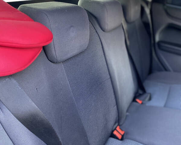 Чорний Форд Фокус, об'ємом двигуна 1.8 л та пробігом 254 тис. км за 4300 $, фото 8 на Automoto.ua