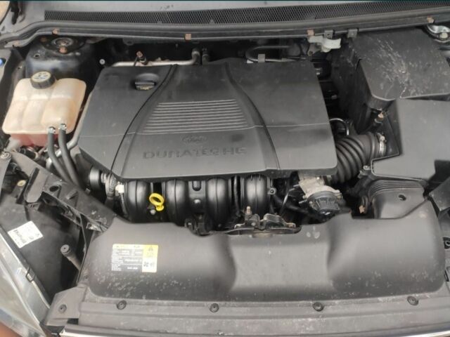 Черный Форд Фокус, объемом двигателя 1.8 л и пробегом 300 тыс. км за 2400 $, фото 6 на Automoto.ua