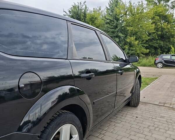 Черный Форд Фокус, объемом двигателя 1.6 л и пробегом 240 тыс. км за 5100 $, фото 7 на Automoto.ua