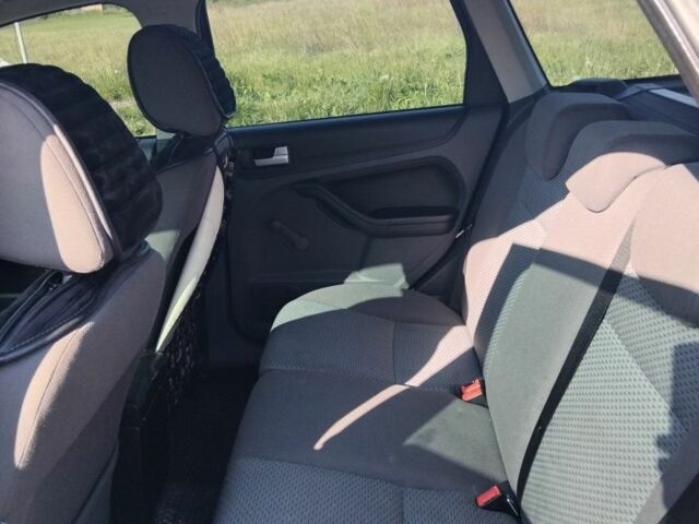 Чорний Форд Фокус, об'ємом двигуна 0 л та пробігом 341 тис. км за 4500 $, фото 5 на Automoto.ua