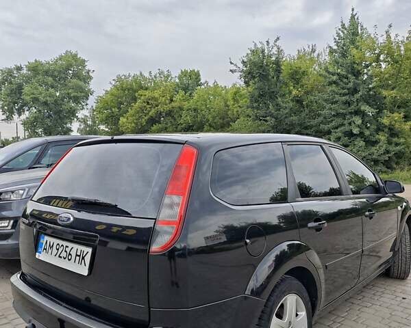 Черный Форд Фокус, объемом двигателя 1.6 л и пробегом 240 тыс. км за 5100 $, фото 9 на Automoto.ua