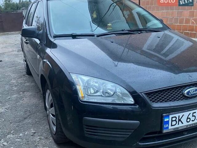 Чорний Форд Фокус, об'ємом двигуна 1.6 л та пробігом 226 тис. км за 4600 $, фото 5 на Automoto.ua
