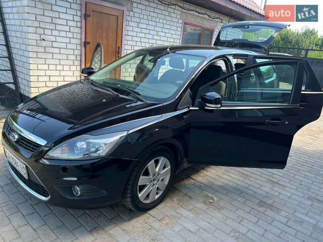 Черный Форд Фокус, объемом двигателя 1.6 л и пробегом 181 тыс. км за 5300 $, фото 3 на Automoto.ua