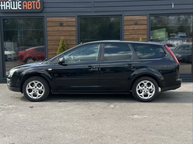 Черный Форд Фокус, объемом двигателя 1.9 л и пробегом 321 тыс. км за 4999 $, фото 5 на Automoto.ua