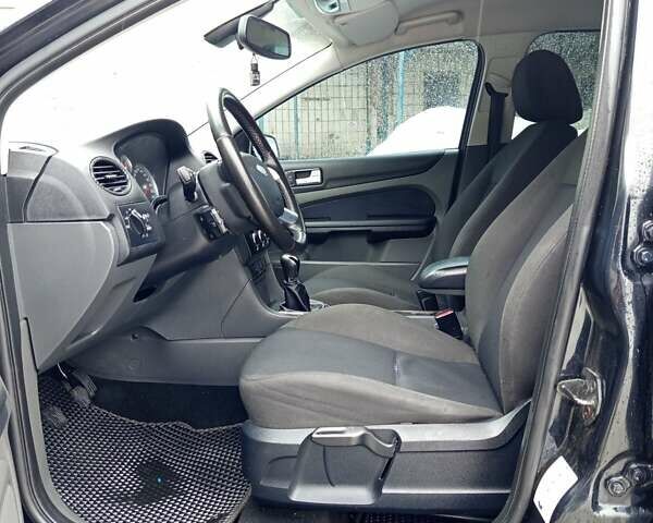 Чорний Форд Фокус, об'ємом двигуна 1.56 л та пробігом 283 тис. км за 4290 $, фото 46 на Automoto.ua