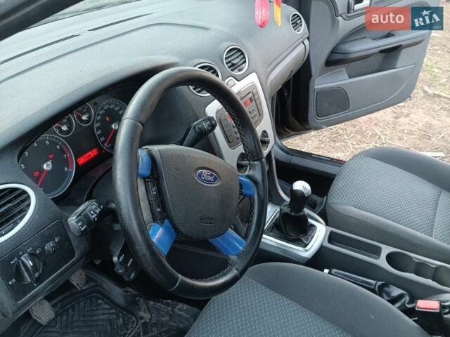 Чорний Форд Фокус, об'ємом двигуна 1.6 л та пробігом 298 тис. км за 4600 $, фото 1 на Automoto.ua