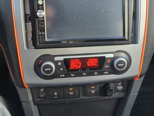 Чорний Форд Фокус, об'ємом двигуна 1.8 л та пробігом 254 тис. км за 4500 $, фото 6 на Automoto.ua