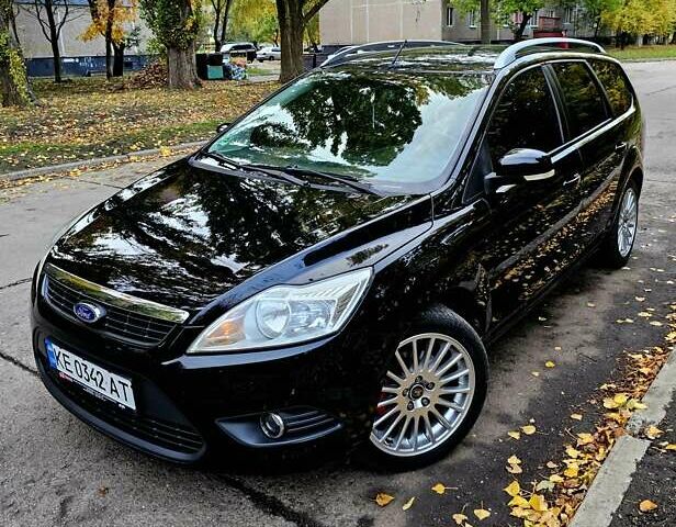 Черный Форд Фокус, объемом двигателя 1.8 л и пробегом 170 тыс. км за 6300 $, фото 1 на Automoto.ua